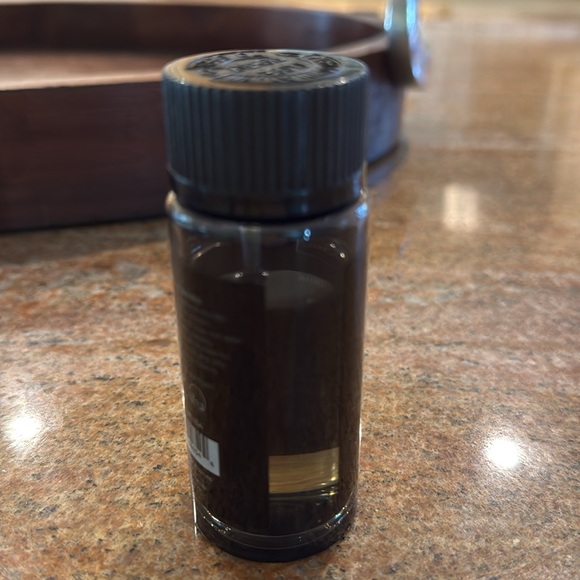 Aroma360 Pro-Pod London Calling. Bundle with other Aroma360 pods for a % off - Picture 3 of 5